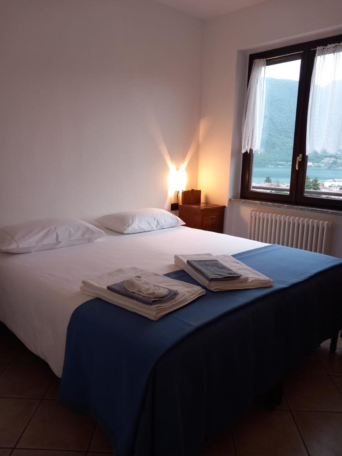 Lake And Guzzi View - Holiday Home Mandello del Lario Bagian luar foto