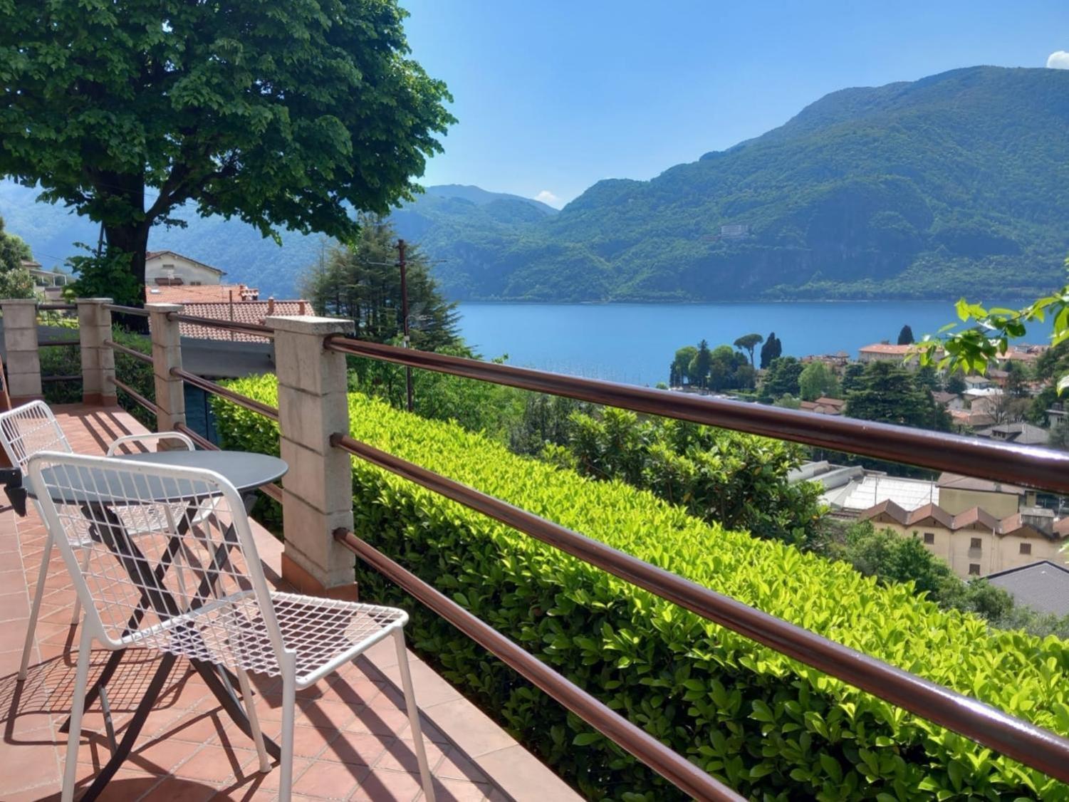 Lake And Guzzi View - Holiday Home Mandello del Lario Bagian luar foto
